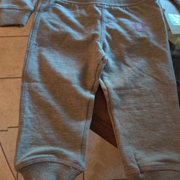 Baby's True Religion Warm up set - Picture 2 of 8